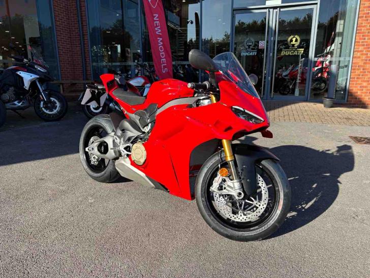 Ducati PANIGALE V4 S