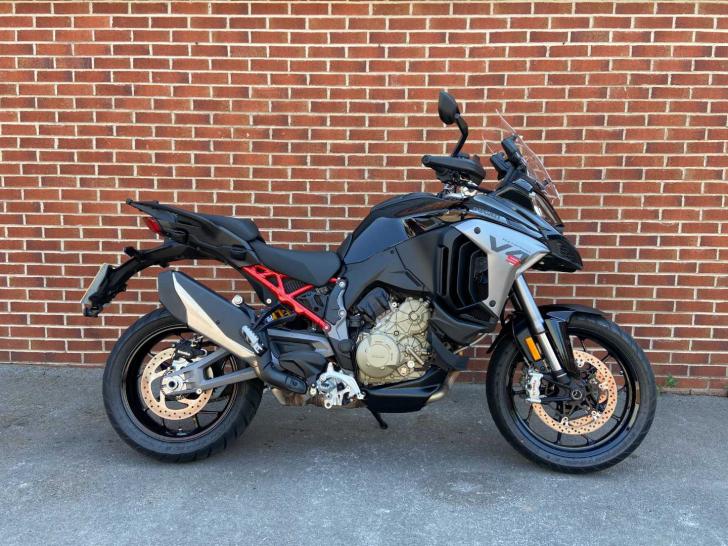 Ducati MULTISTRADA V4 S RADAR