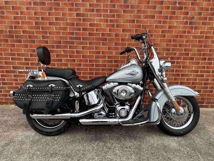 Harley-Davidson FLSTC HERITAGE STC 1584 1 
