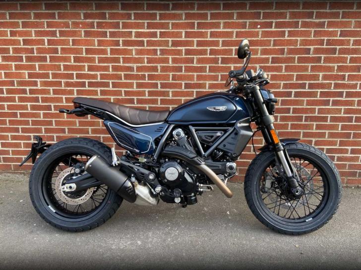 DUCATI SCRAMBLER NIGHTSHIFT