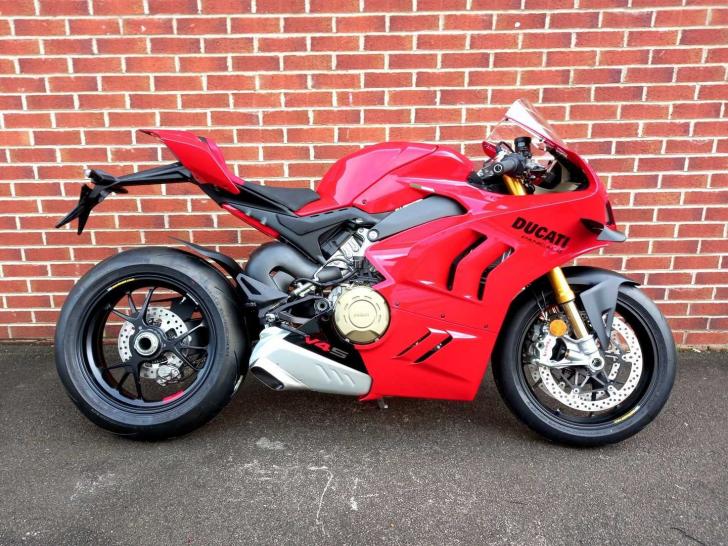 DUCATI PANIGALE V4 S