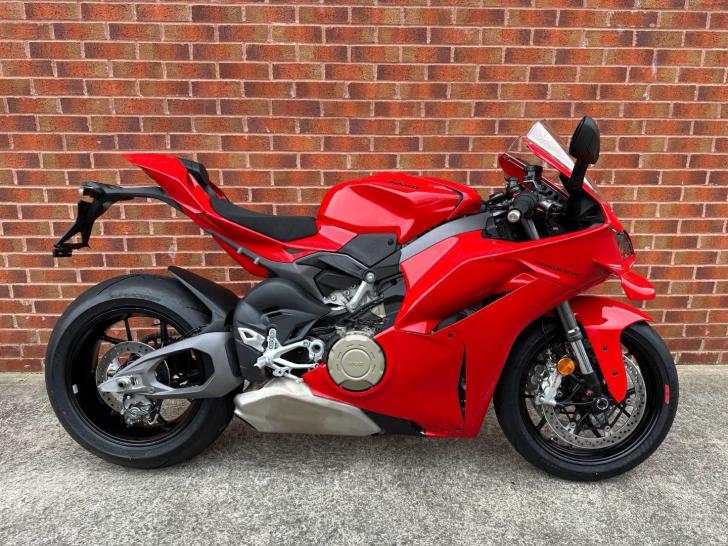 DUCATI PANIGALE V4 STD 