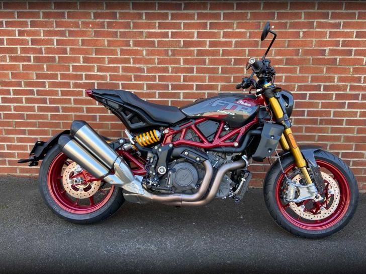 INDIAN MOTORCYCLE FTR R CARBON
