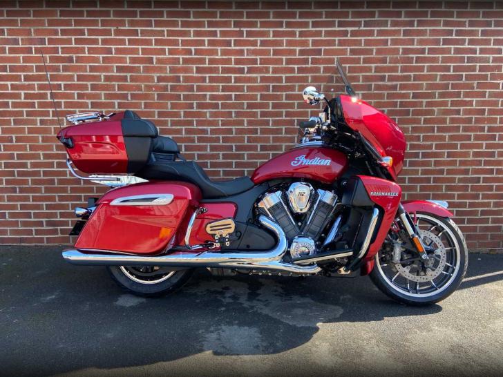INDIAN MOTORCYCLE ROADMASTER