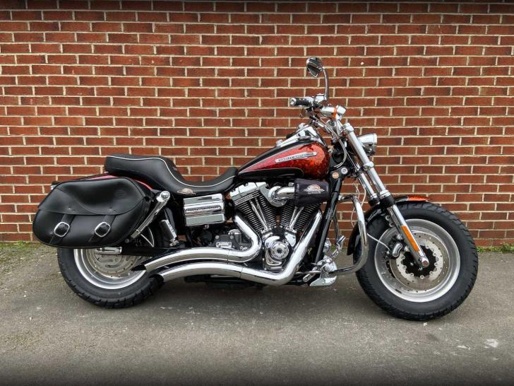HARLEY-DAVIDSON FXDFSE CVO DYNA SE 