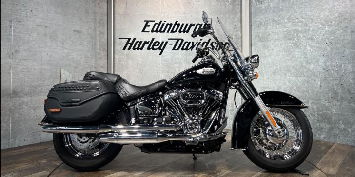 Harley-Davidson SOFTAIL FLHCS HERITAGE CLASSIC 114