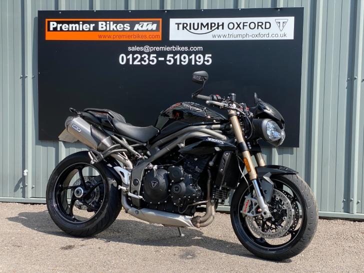Triumph SPEED TRIPLE S Motorcycles for sale Triumph motorbikes for sale UK