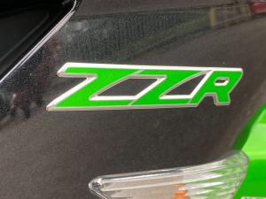 Kawasaki ZZR1400 Performance Sport
