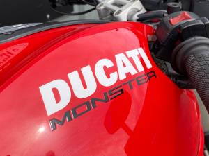 Ducati MONSTER 696