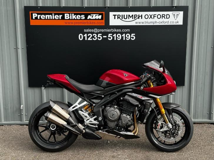 Triumph Speed Triple RR