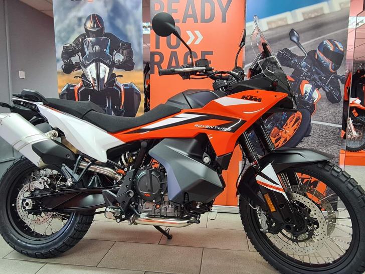 KTM 890 ADVENTURE