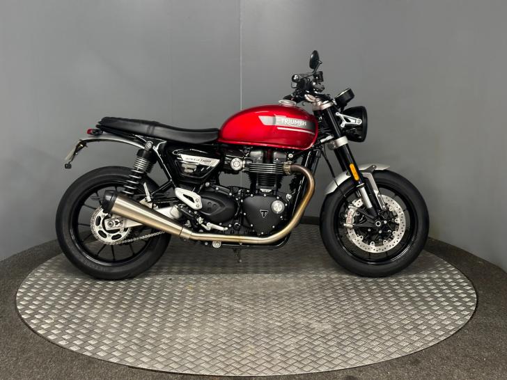 Triumph SPEED TWIN 1200