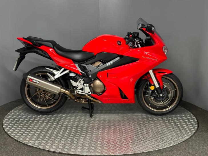 Honda VFR800F