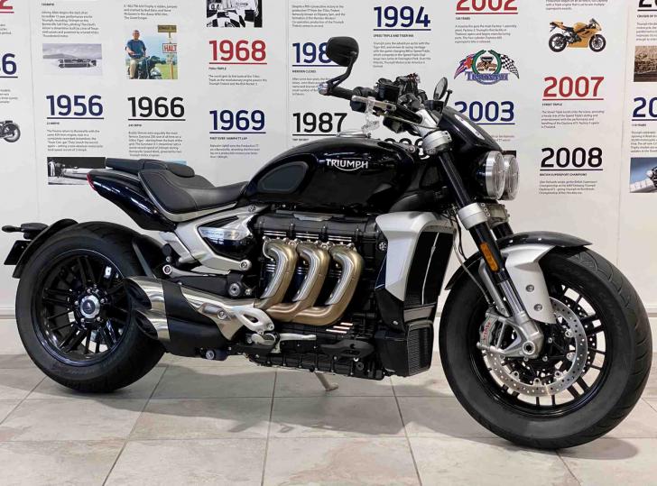 Triumph ROCKET 3 R
