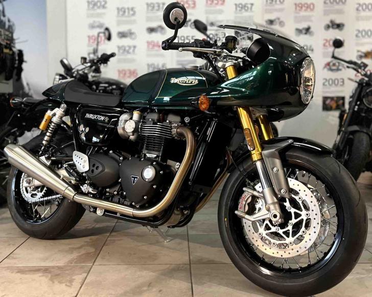 Triumph THRUXT RS 12 THRUXTON R 