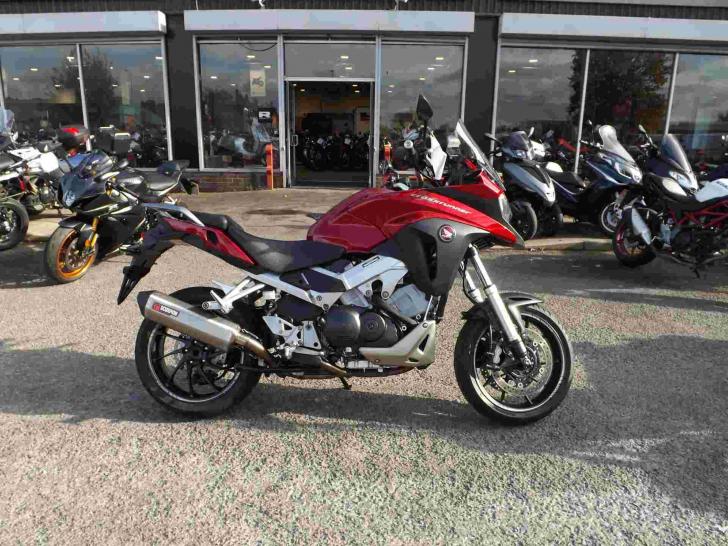 Honda VFR800X CROSSRUNNER