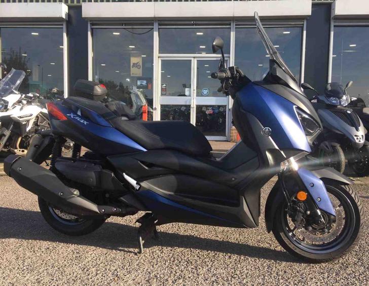 Yamaha XMAX 400
