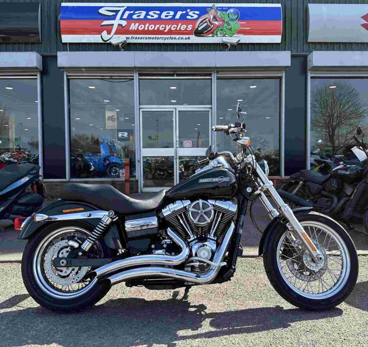 Harley-Davidson DYNA SUPER GLIDE 