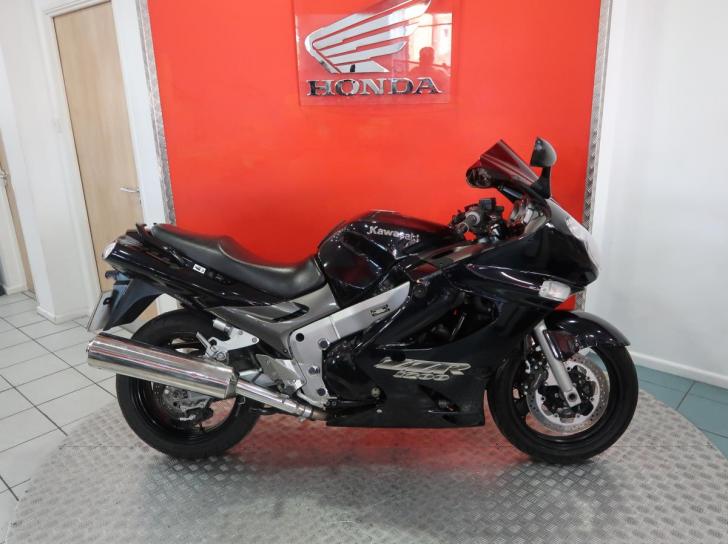 Kawasaki ZZR1200