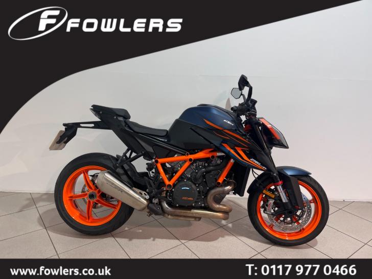 KTM 1290 SUPER DUKE R