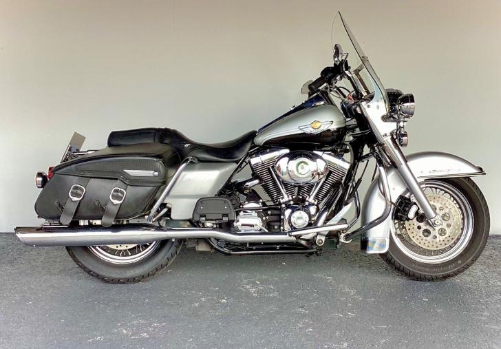Harley-Davidson TOURING 1450 FLHRCI ROAD KING CLASSIC