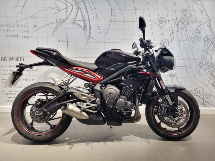 TRIUMPH STREET TRIPLE 765 R
