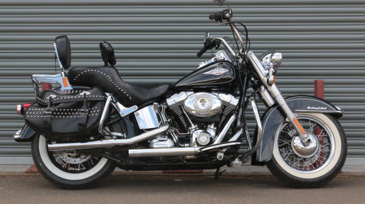 Harley-Davidson SOFTAIL FLSTC HERITAGE SOFTAIL CLASSIC