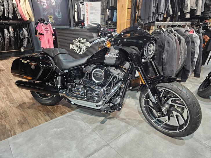 Harley-Davidson SPORT GLIDE