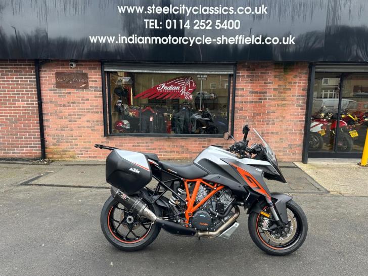 KTM 1290 SUPER DUKE GT