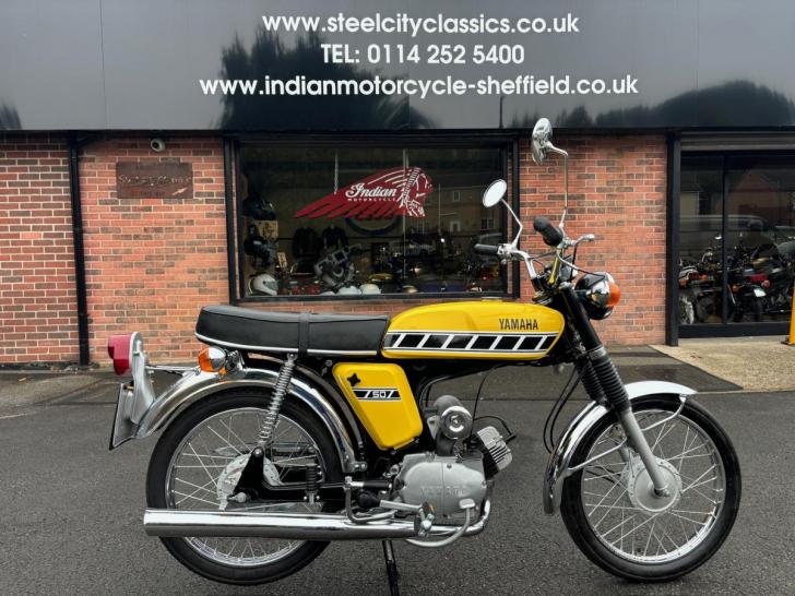 Here's a photo of the YAMAHA FS1E, currently available for sale