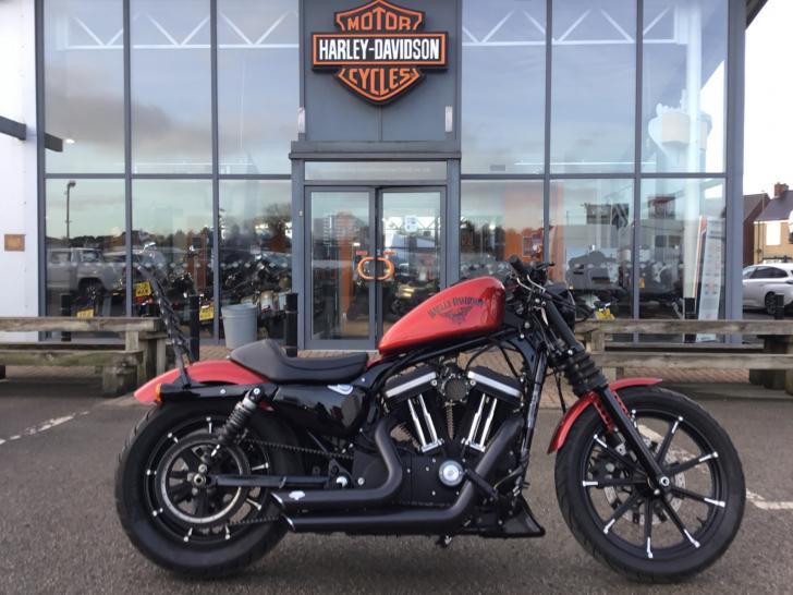 Harley-Davidson SPORTSTER XL883N IRON
