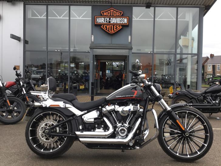 Harley-Davidson Breakout™ 117