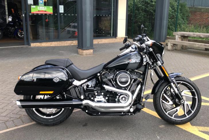 Harley-Davidson SOFTAIL FLSB SPORT GILDE